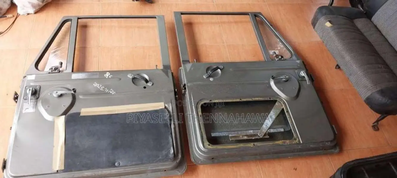 Mitsubishi 4dr5 j24/j44 Jeep Recondition front door set for All