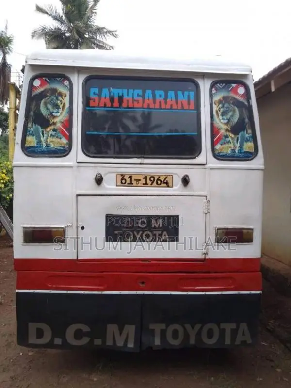Toyota Dyna 1991 Bus (Used)