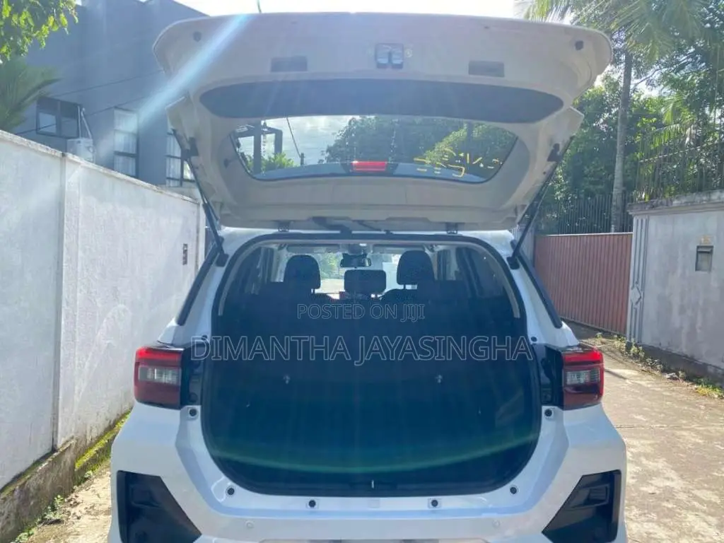 Toyota Raize G BSM 4WAY Un Reg 2023 SUV Unregistered (Recondition)