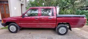 Toyota Hilux 1984 Pickup (Used)