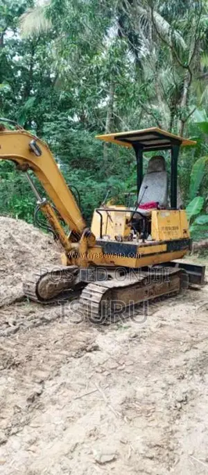Mitsubishi M 35 2018 Heavy-Duty (Used)