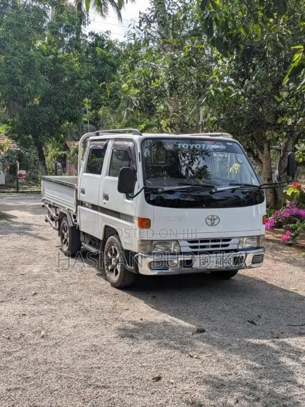 Toyota Dyna 1996 Crew Cab (Used)