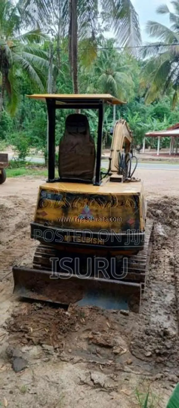 Mitsubishi M 35 2018 Heavy-Duty (Used)