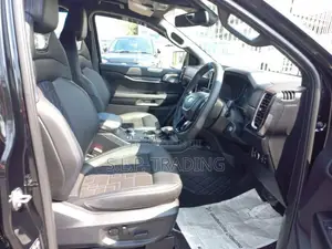 Ford MS TR 2025 Crew Cab (Used)