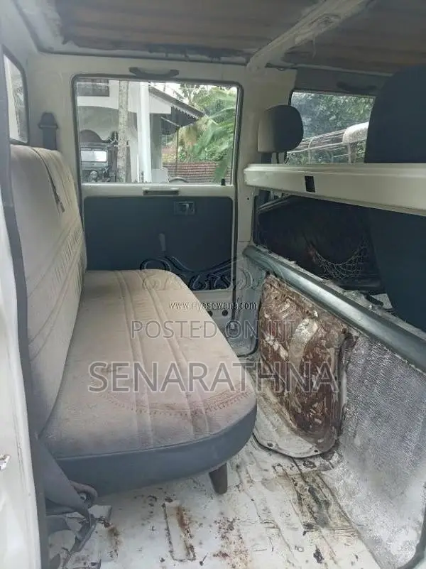 Toyota Dyna 1991 Crew Cab (Used)