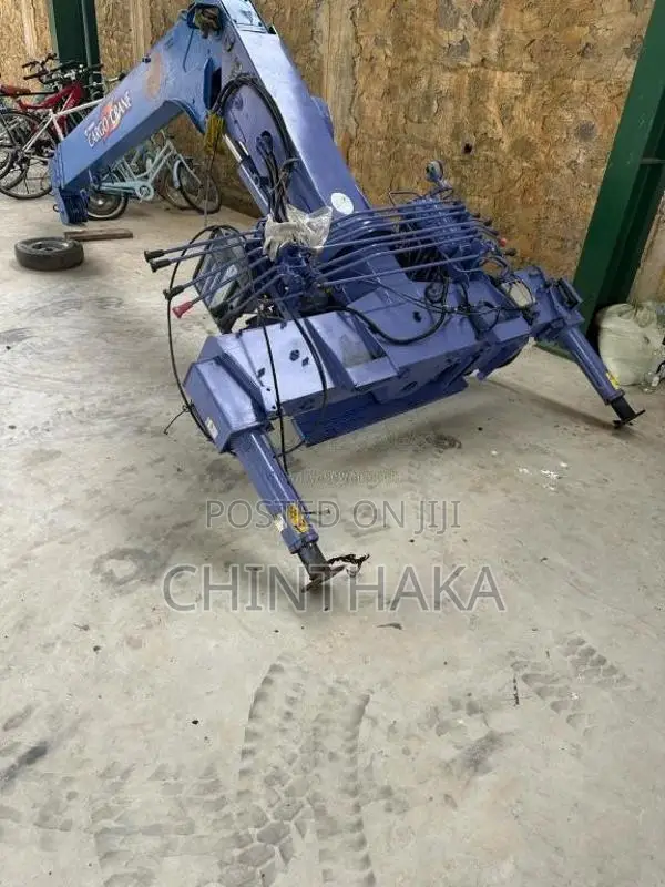 Isuzu Boom 2010 Heavy-Duty (Used)