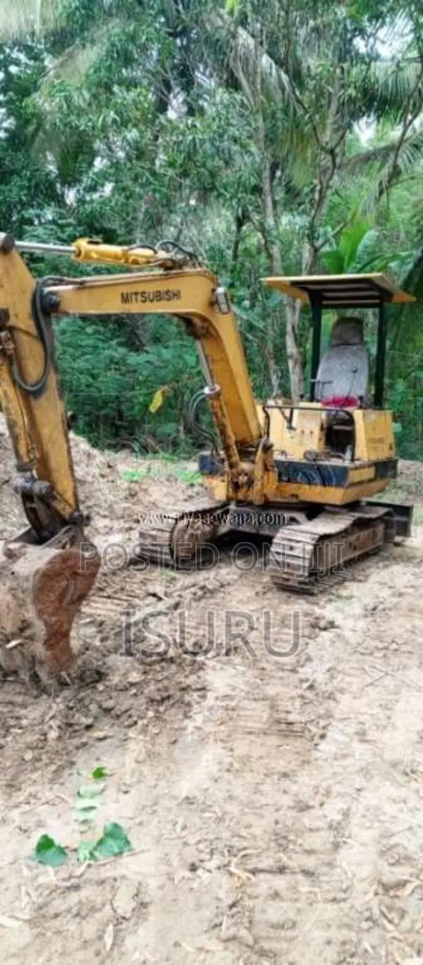 Mitsubishi M 35 2018 Heavy-Duty (Used)