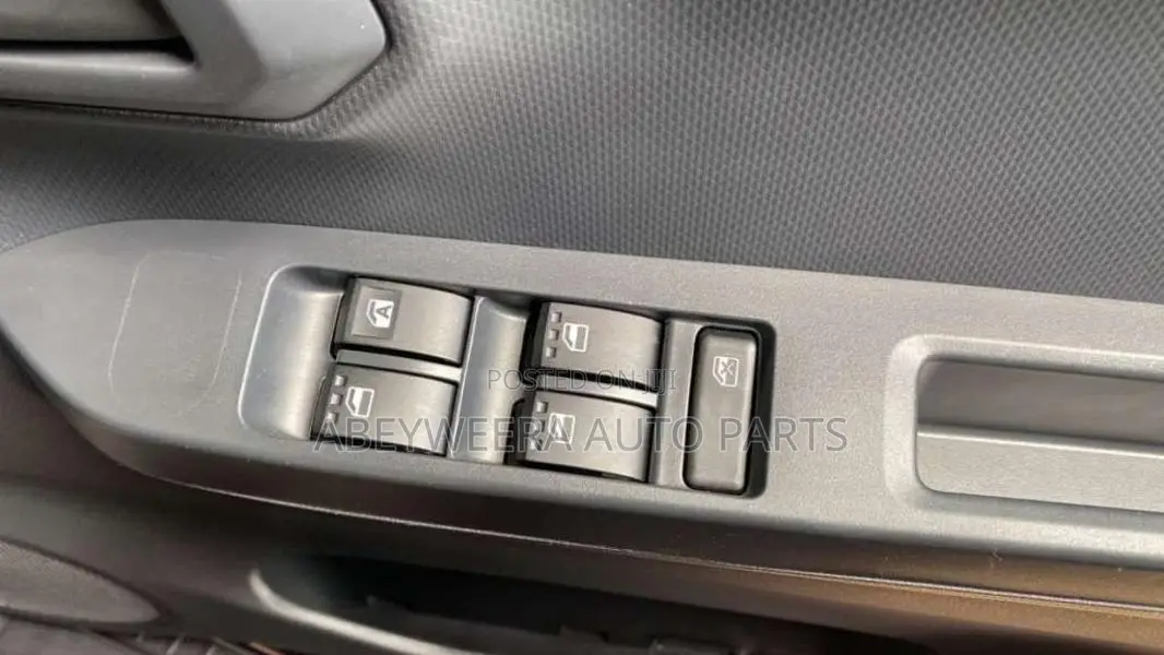 Daihatsu MiraLReverseRear Wiper 2024 Car Unregistered (Recondition)