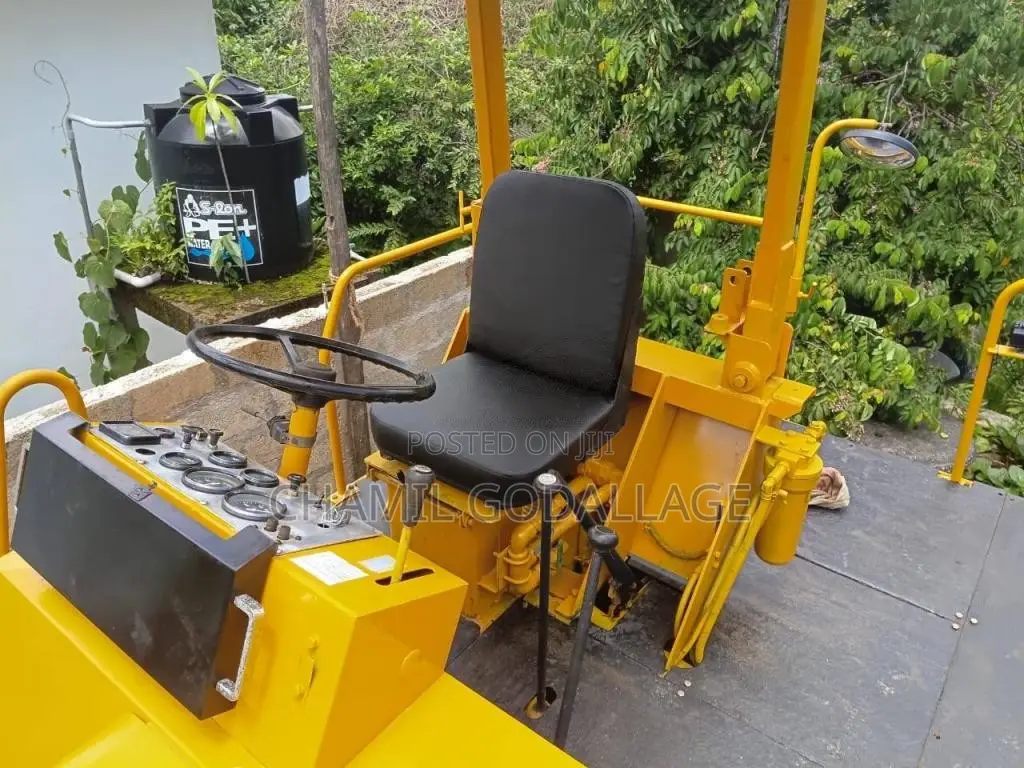 Sakai Sakai 1985 Heavy-Duty (Used)