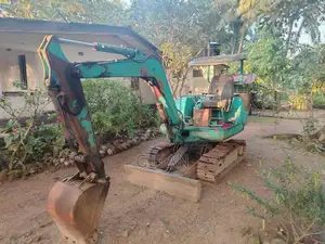 Komatsu Excavator PC 20-7 2014 Heavy-Duty (Used)