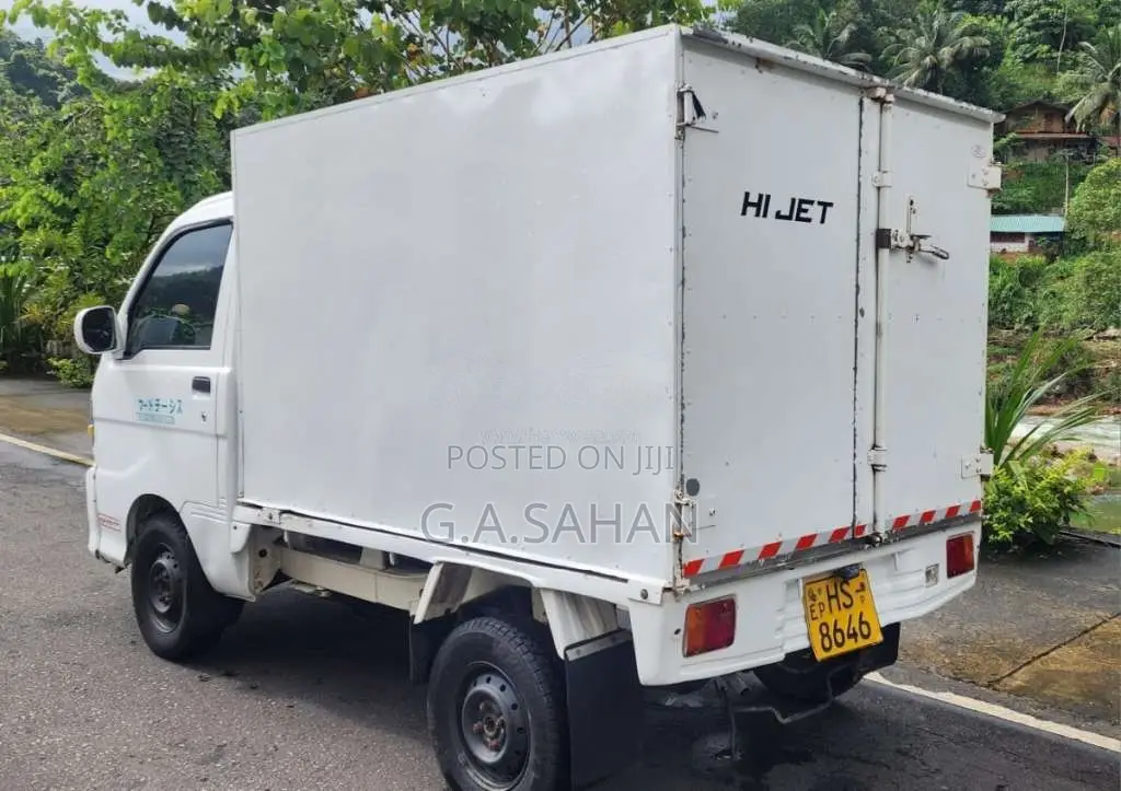 Daihatsu HijET 2004 Heavy-Duty (Used)