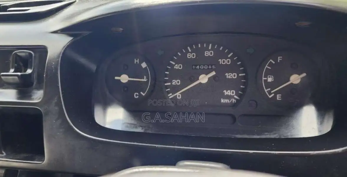 Daihatsu HijET 2004 Heavy-Duty (Used)