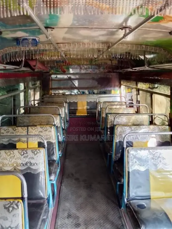 Ashok-Leyland Viking 1995 Bus (Used)