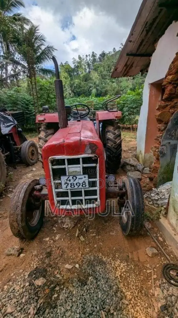 Kubota Kubota 2010 Tractor (Used)