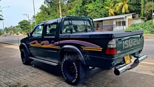 Isuzu KB 2000 Pickup (Used)