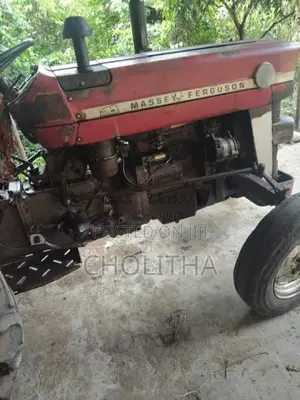 Massey-Ferguson 135 DL 1980 Tractor (Used)