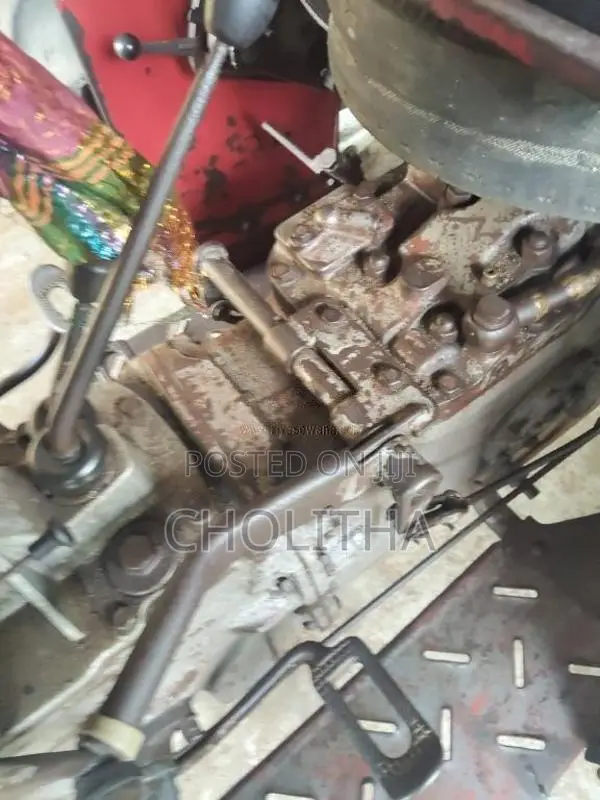 Massey-Ferguson 135 DL 1980 Tractor (Used)