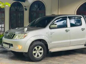 Toyota Hilux 2008 Pickup (Used)