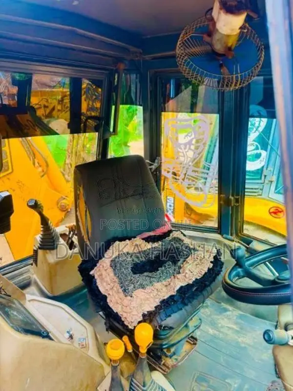 JCB Project 8 1998 Heavy-Duty (Used)