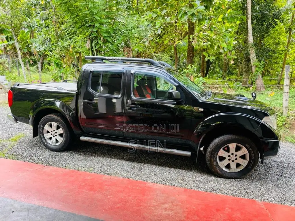 Nissan Navara Aventura 2007 Pickup (Used)
