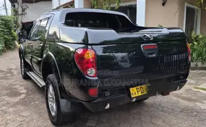 Mitsubishi L200 ANIMAL 4WD 2007 Pickup (Used)
