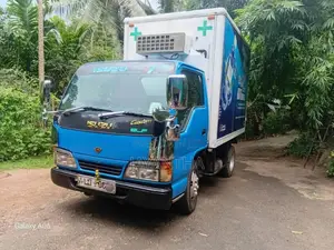 Isuzu ELF 150 2011 Lorry (Used)