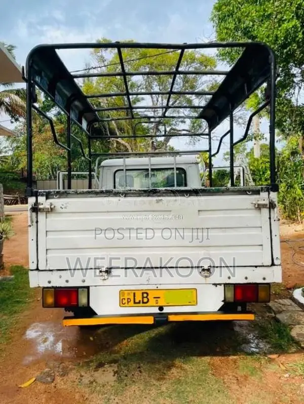 Mahindra Bolero Load Carrier 2006 Pickup (Used)