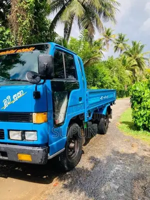 Isuzu ELF 1979 Lorry (Used)