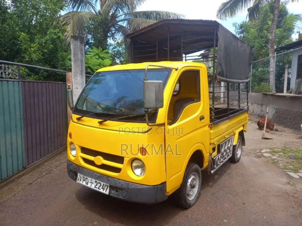 Tata Dimo Batta 2011 Lorry (Used)