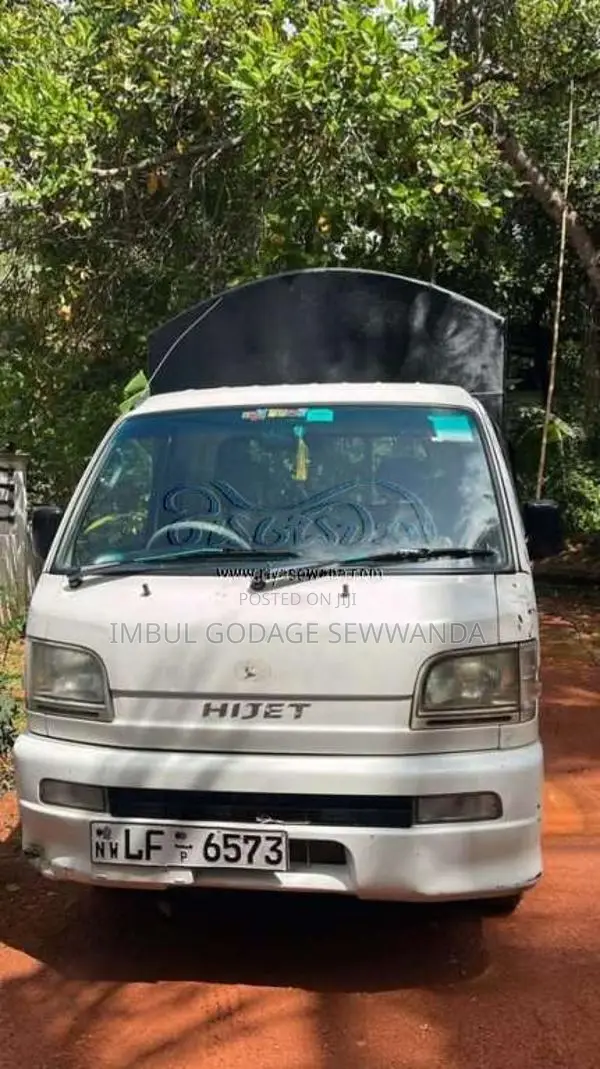 Daihatsu Hijet 2004 Lorry (Used)
