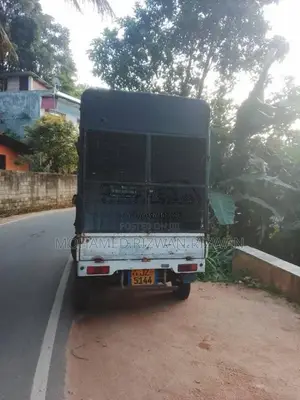 Suzuki Da52 2000 Lorry (Used)