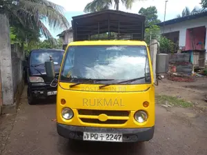 Tata Dimo Batta 2011 Lorry (Used)