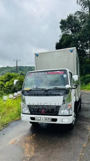 Mitsubishi Lorry Mitsubishi 2012 Lorry (Used)