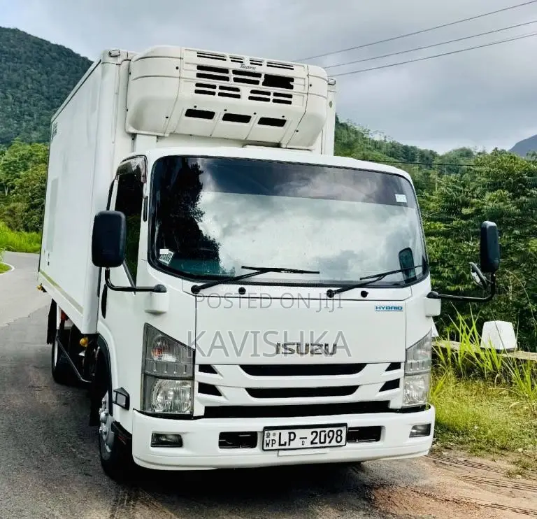 Isuzu Lorry Isuzu 2015 Lorry (Used)