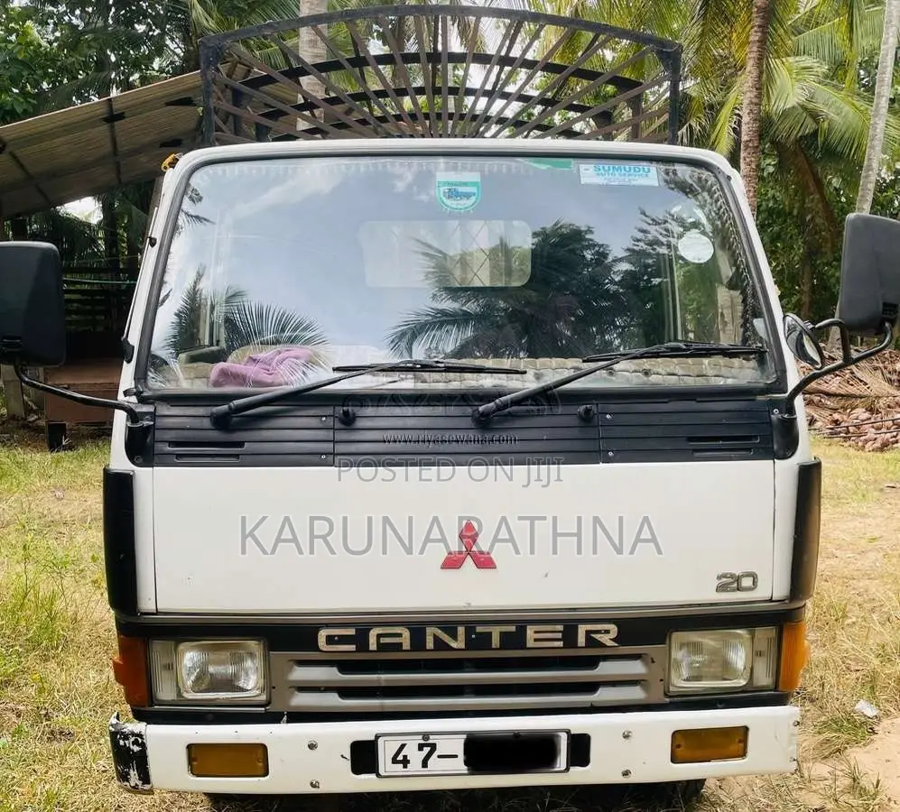 Mitsubishi Canter 1990 Lorry (Used)