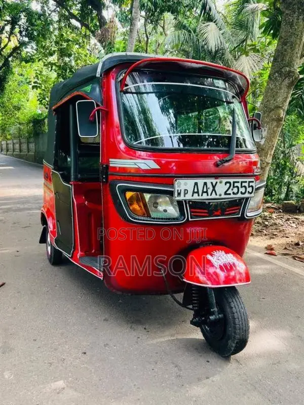 TVS King 2015 Three Wheel (Used)