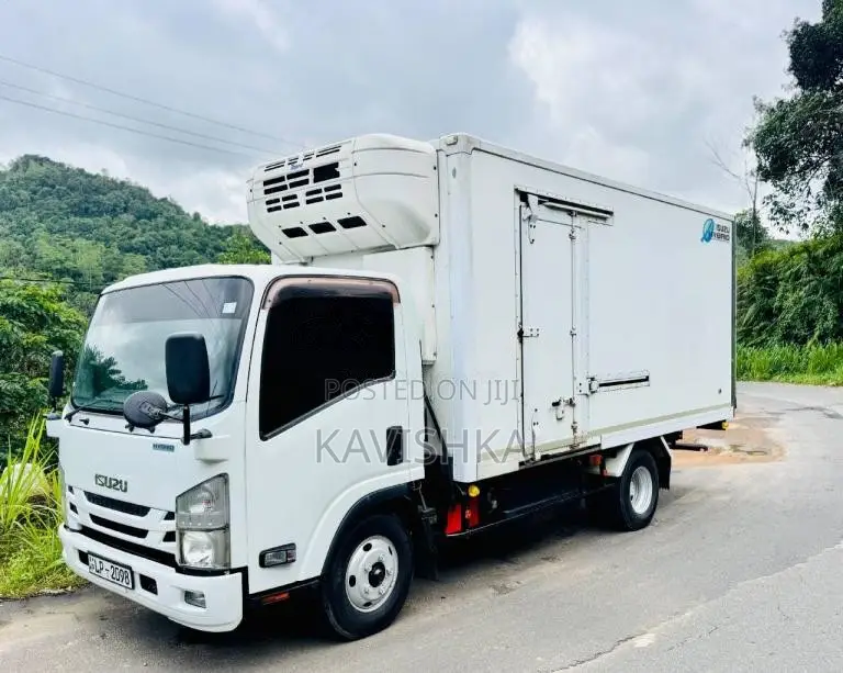 Isuzu Lorry Isuzu 2015 Lorry (Used)