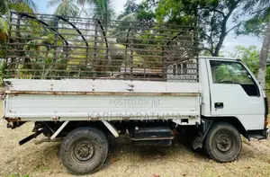 Mitsubishi Canter 1990 Lorry (Used)