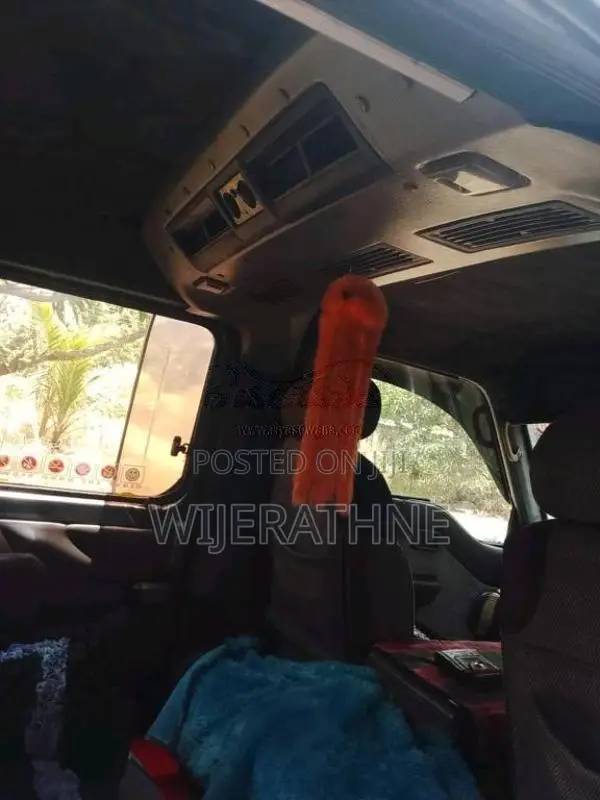 Nissan Caravan VRE 24 1993 Van (Used)