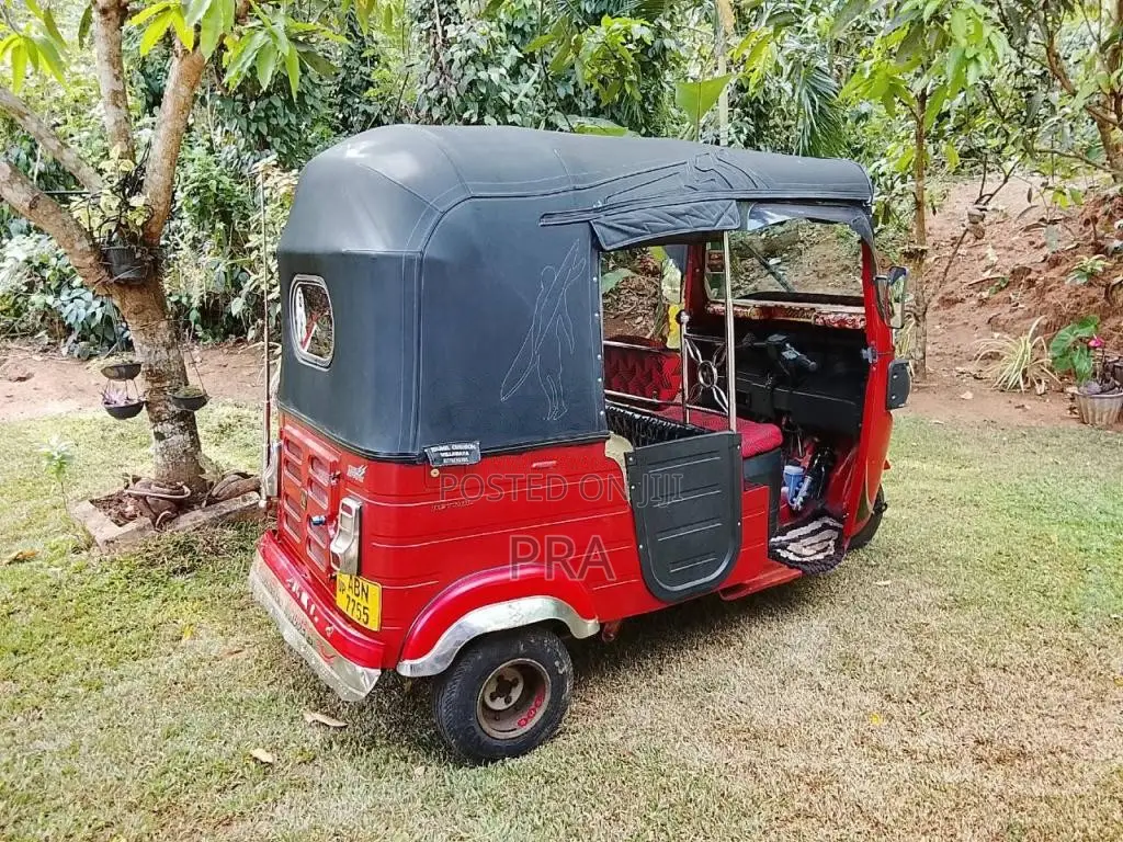 Bajaj RE 2016 Three Wheel (Used)