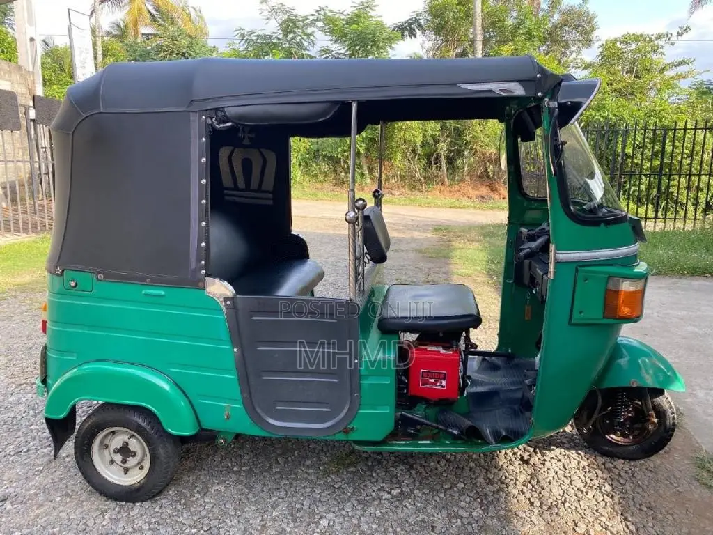 Bajaj RE 2012 Three Wheel (Used)