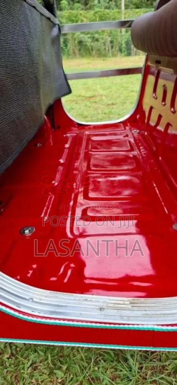 Bajaj 4 Stroke 2018 Three Wheel (Used)