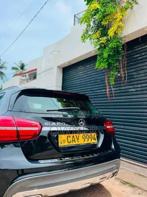 Mercedes-Benz GLA180 Sports Edition 2018 SUV (Used)
