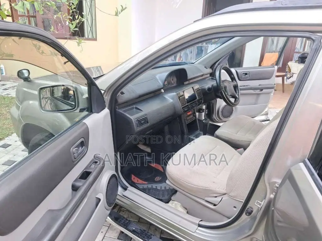 Nissan X-Trail T30 2001 SUV (Used)