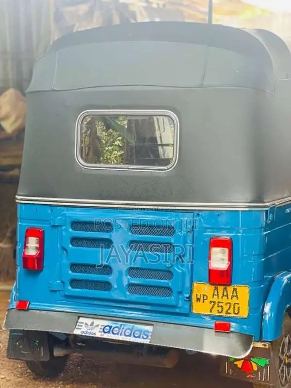 Bajaj RE 2012 Three Wheel (Used)