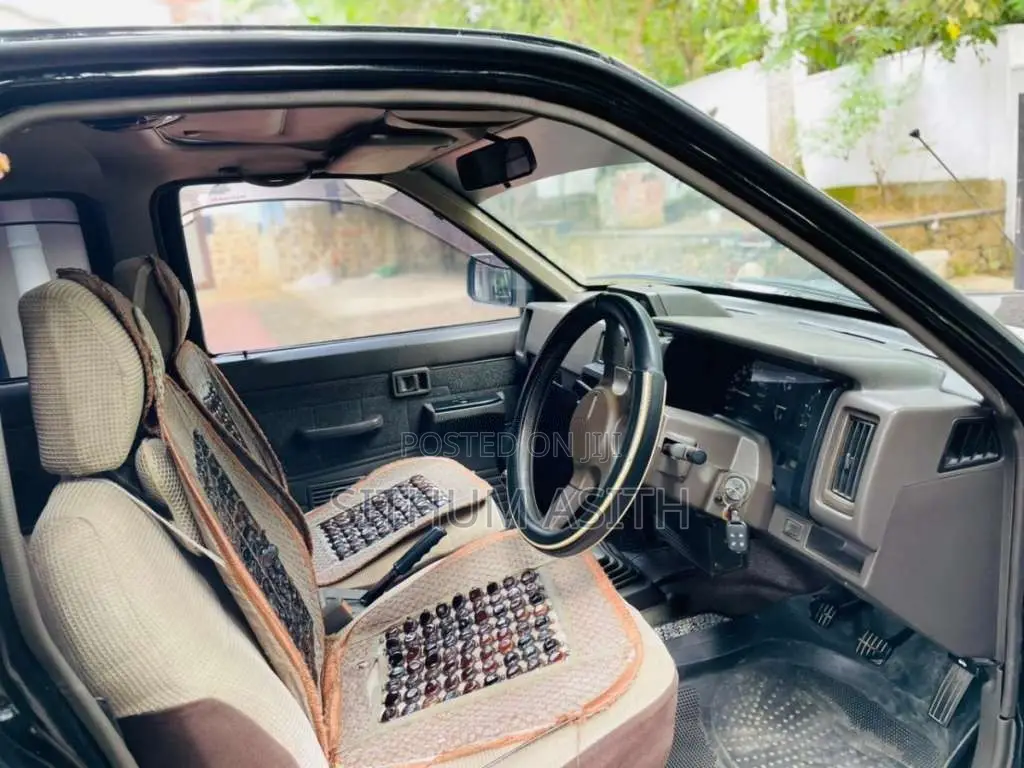 Nissan D21 1992 Pickup (Used)