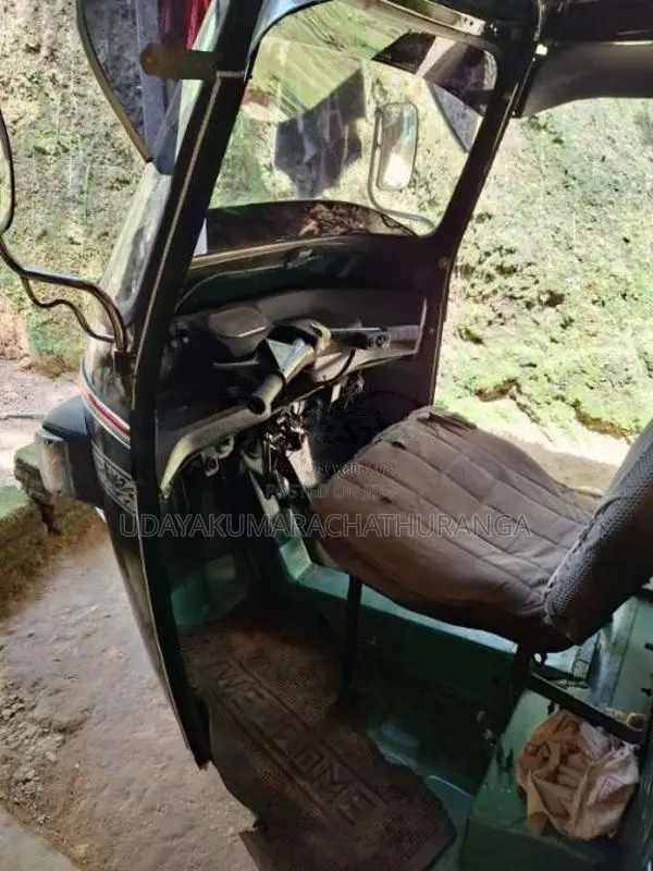 Piaggio Ape 2011 Three Wheel (Used)