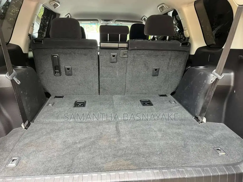Toyota Land Cruiser 2015 SUV (Used)