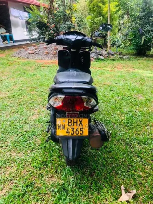Honda Dio 2019 Motorbike (Used)