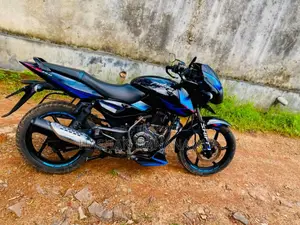 Bajaj Pulsar 2016 Motorbike (Used)